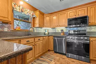 N593 Blackhawk Bluff Dr, Koshkonong, WI 53563 - Photo 9