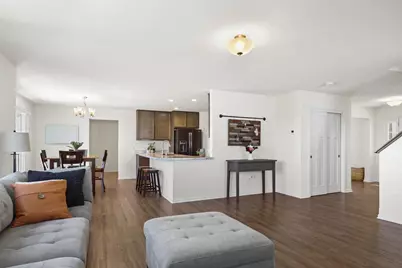 302 Autumn Crest Lane, Lake Mills, WI 53551 - Photo 5