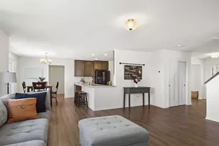 302 Autumn Crest Ln, Lake Mills, WI 53551 - Photo 5