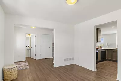 302 Autumn Crest Lane, Lake Mills, WI 53551 - Photo 13