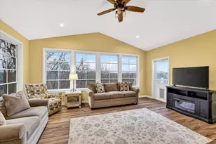 N9181 Cardinal Crest Ln, Exeter, WI 53574 - Photo 11