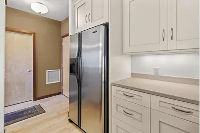 1835 Winnebago Street #210, Madison, WI 53704 - Photo 5