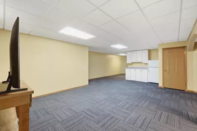 1609 Oakridge Way, Stoughton, WI 53589 - Photo 25