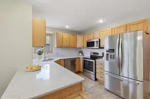 1609 Oakridge Way, Stoughton, WI 53589 - Photo 3