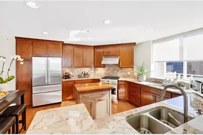 333 W Mifflin Street #1251, Madison, WI 53703 - Photo 7