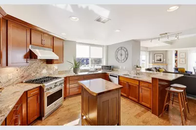 333 W Mifflin Street #1251, Madison, WI 53703 - Photo 3