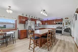 206 N Depot St, Fox Lake, WI 53933 - Photo 9