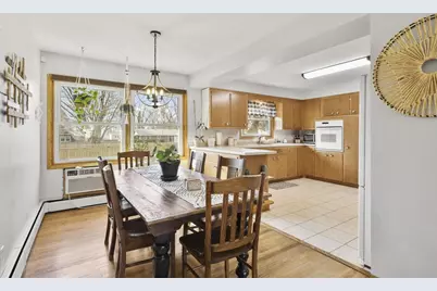 487 W Main Street, Janesville, WI 53536 - Photo 9