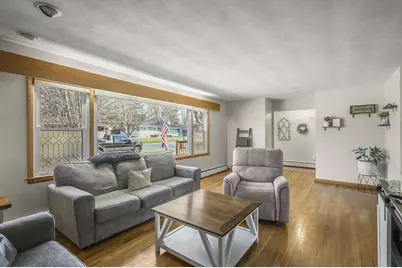 487 W Main Street, Janesville, WI 53536 - Photo 5