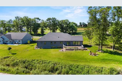 405 Prairie View Drive, Portage, WI 53901 - Photo 69