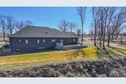 405 Prairie View Drive, Portage, WI 53901 - Photo 17