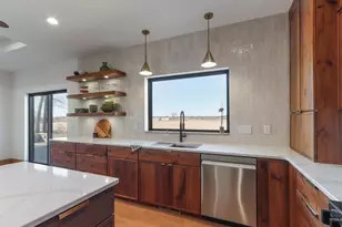 405 Prairie View Dr, Portage, WI 53901 - Photo 25