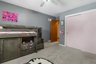 818 Redland Dr, Madison, WI 53714 - Photo 15