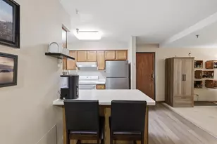 340 N Allen St, Madison, WI 53726 - Photo 9