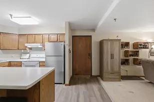 340 N Allen St, Madison, WI 53726 - Photo 15