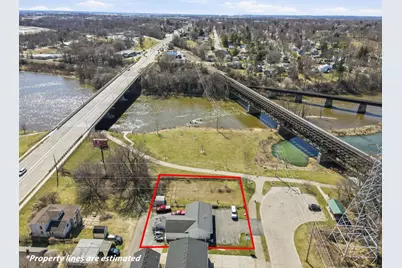 815 S Washington Street, Janesville, WI 53548 - Photo 3