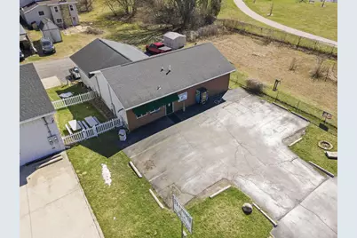 815 Washington Street, Janesville, WI 53548 - Photo 5
