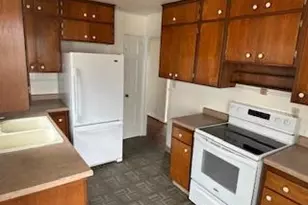 387 N Wisconsin St, Berlin, WI 54923 - Photo 5