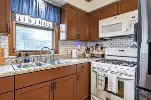 1422 Diamond Ct, Sun Prairie, WI 53590 - Photo 13