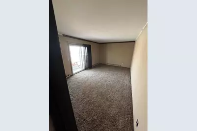 1690 W Ripple Avenue, Oshkosh, WI 54904 - Photo 9