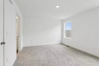 553 Trysil Aly N, Stoughton, WI 53589 - Photo 23