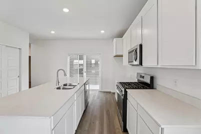 553 Trysil Aly N, Stoughton, WI 53589 - Photo 13