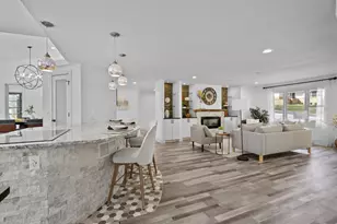 623 Summit Rd, Madison, WI 53704 - Photo 11