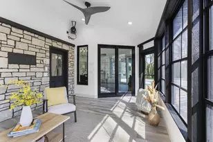 623 Summit Rd, Madison, WI 53704 - Photo 25