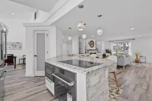 623 Summit Rd, Madison, WI 53704 - Photo 15