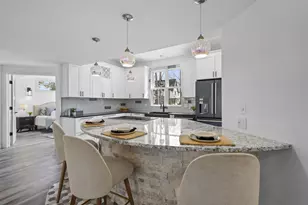 623 Summit Rd, Madison, WI 53704 - Photo 13