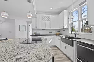 623 Summit Rd, Madison, WI 53704 - Photo 17