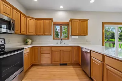 1210 Wenzel Way, Waunakee, WI 53597 - Photo 9