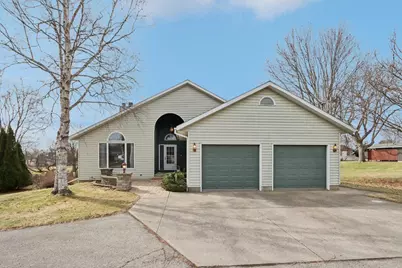 620 Ogden Street, Jefferson, WI 53549 - Photo 1