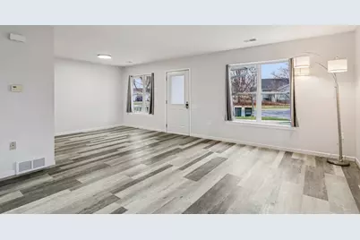 219 Larkspur Court, Sun Prairie, WI 53590 - Photo 13