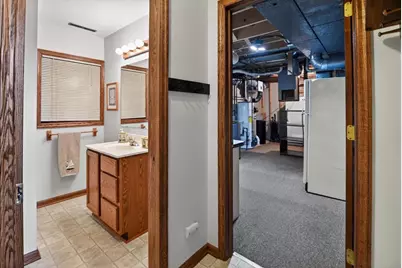 1570 Kuhle Drive, Sun Prairie, WI 53590 - Photo 47