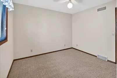 1570 Kuhle Drive, Sun Prairie, WI 53590 - Photo 27