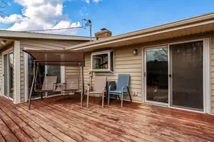 726 E Petunia Ln, Beloit, WI 53511 - Photo 11