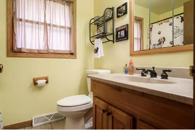 726 E Petunia Lane, Beloit, WI 53511 - Photo 43