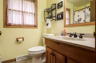 726 E Petunia Ln, Beloit, WI 53511 - Photo 43