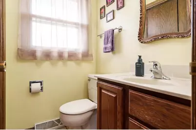 726 E Petunia Lane, Beloit, WI 53511 - Photo 25