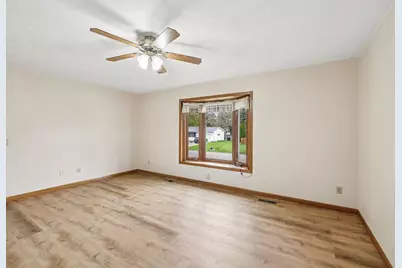 1501 Locust Lane, Prairie Du Sac, WI 53578 - Photo 13