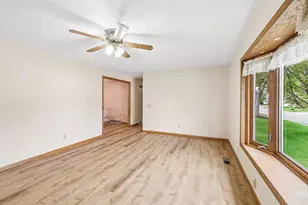1501 Locust Ln, Prairie Du Sac, WI 53578 - Photo 11