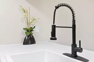 4332 Melody Ln, Madison, WI 53704 - Photo 7