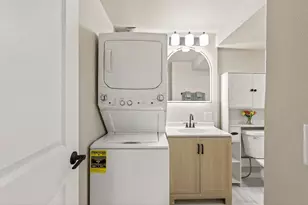 4332 Melody Ln, Madison, WI 53704 - Photo 13