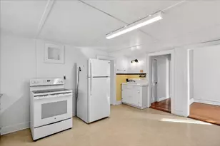 203 S 1st St, Janesville, WI 53536 - Photo 37