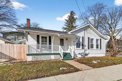 203 S 1st Street, Janesville, WI 53536 - Photo 9