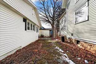 203 S 1st St, Janesville, WI 53536 - Photo 13