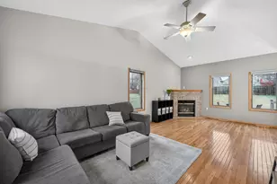 2653 Mica Rd, Fitchburg, WI 53711 - Photo 5