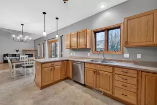 2653 Mica Rd, Fitchburg, WI 53711 - Photo 13