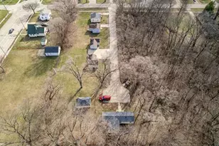 2160 S Wisconsin Ave, Beloit, WI 53511 - Photo 7